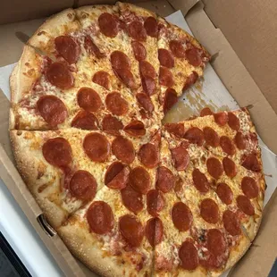 XL Pepperoni Pizza Xtra Crispy/Well done