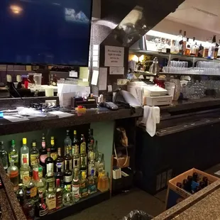 Camelot Restaurant & Lounge