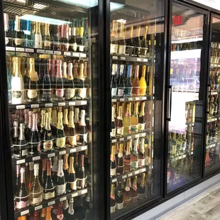 Chilled wine &amp; champagne