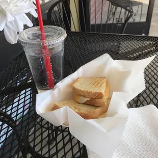 bagels, outside