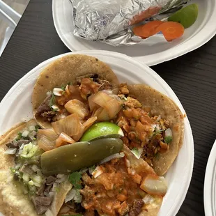 Lengua, pollo, carnitas and pastor :)