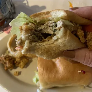 Just LK at that oyster!