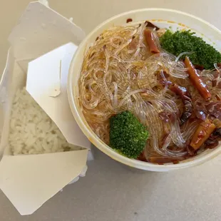 Spicy hotpot (ma la guo)