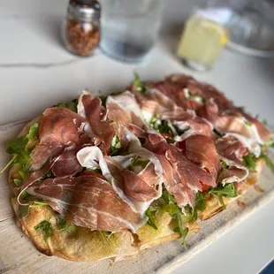 Bufala &amp; Proscuitto