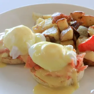 Smoked Salmon Benedict