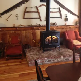 Dining room area with fireplace