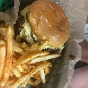 Caravan Burger