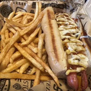 food, sandwich, hot dog, hot dogs