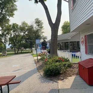 Front area
