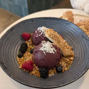 Acai bowl