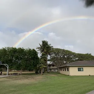 God's Promises are Everywhere!  :DK