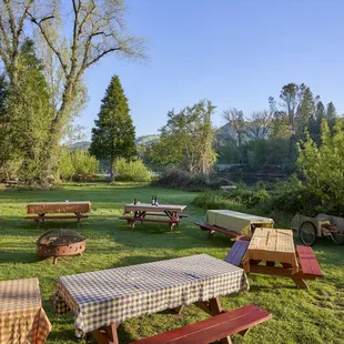 It's always a good time to have a picnic by the river!