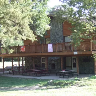 The Rivercrest chapel not only offers a great meeting space for up to 200+, but also provides  premiere lodging.