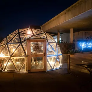 Camp Ti offers igloo dining during the winter months. All igloos must be reserved online.