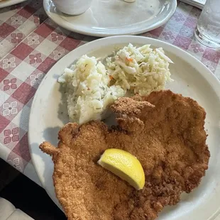 German Schnitzel Plate