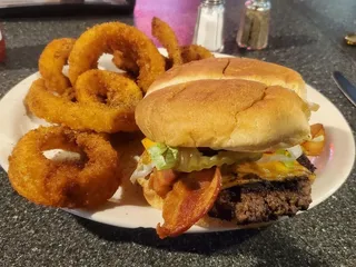 Mopey's Family Restaurant