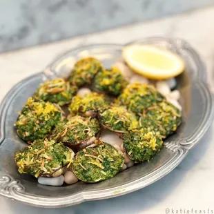 Garlic Parsley Butter Clams