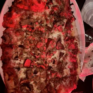 Pizza- single mushroom and Italian sausage