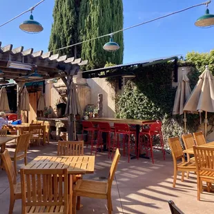 Another view of the nice outdoor area