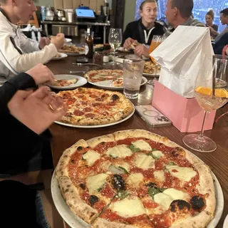 16" Margherita Pizza