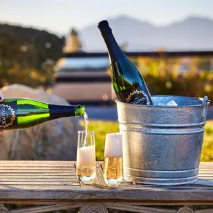 Our Sparkling Brut is made in the traditional méthode champenoise.