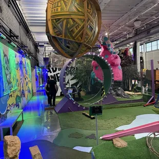Mini golf course