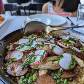 PAELLA C/ POLLO Y CHORIZO (GF,DF)