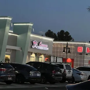 Canaan Chinese cuisine zoomed out side view