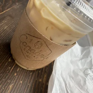 Iced Chocolate Strawberry Latte