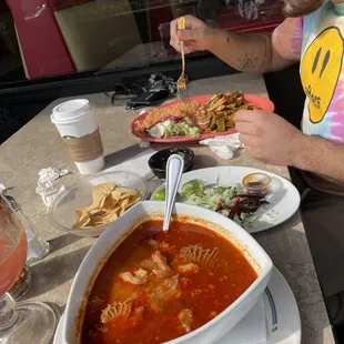Menudo &amp; pollo a la Mexican