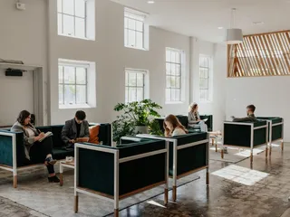 Dayclub Modern Workspaces