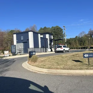 Location on Mt Holly-Huntersville Rd