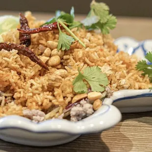 Nam Kao Tod IG : @janimal.ca