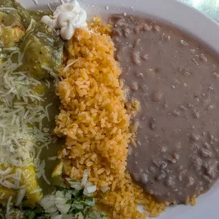 Chili verde omelette