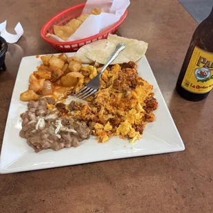 Chorizo &amp; egg plate