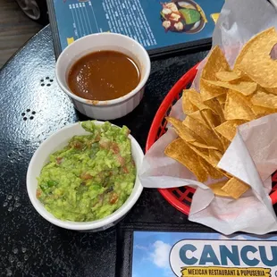Delicious as ALWAYS! ! Jose the owner is such an hard working individual ! Love love the same great food!