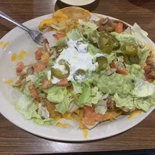 Chicken fajita super nachos
