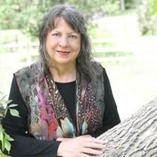 Victoria B.