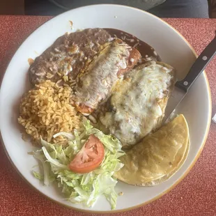 Enchilada, chili rellano, taco
