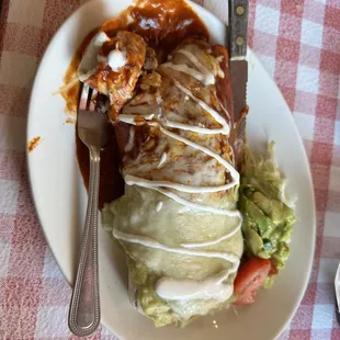 Un Gran Burritto Mojado with 1/2 Red &amp; 1/2 Green Chile sauce.