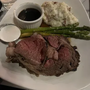 Thursday night prime rib special $25