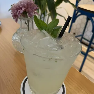 Virgin mojito