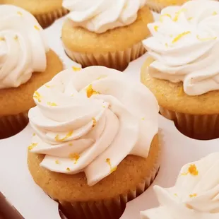 Vegan lemon cupcakes