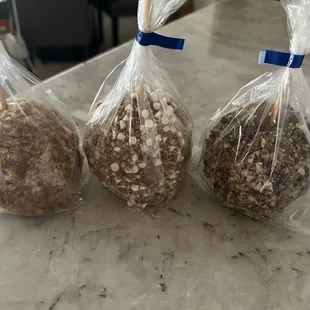 Toffee, praline and turtle