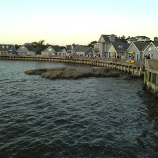 Located in the beautiful Waterfront Shops
