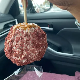 Red Velvet Caramel Candy Apple   Delicious