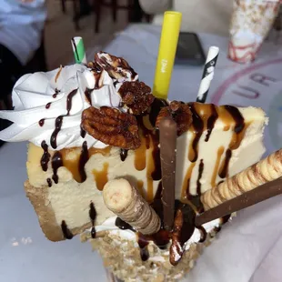 Turtle cheesecake shake