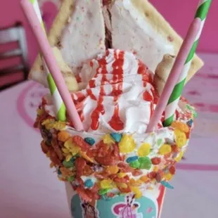 Fruity dreams gourmet biggie shake