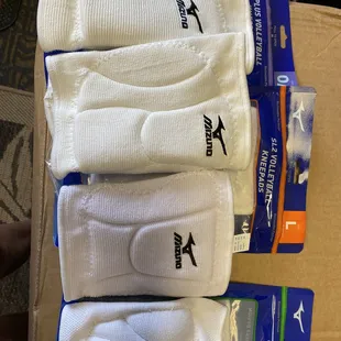 KNEE Pads in all Sizes.