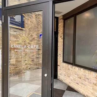 ramen and noodles, outside